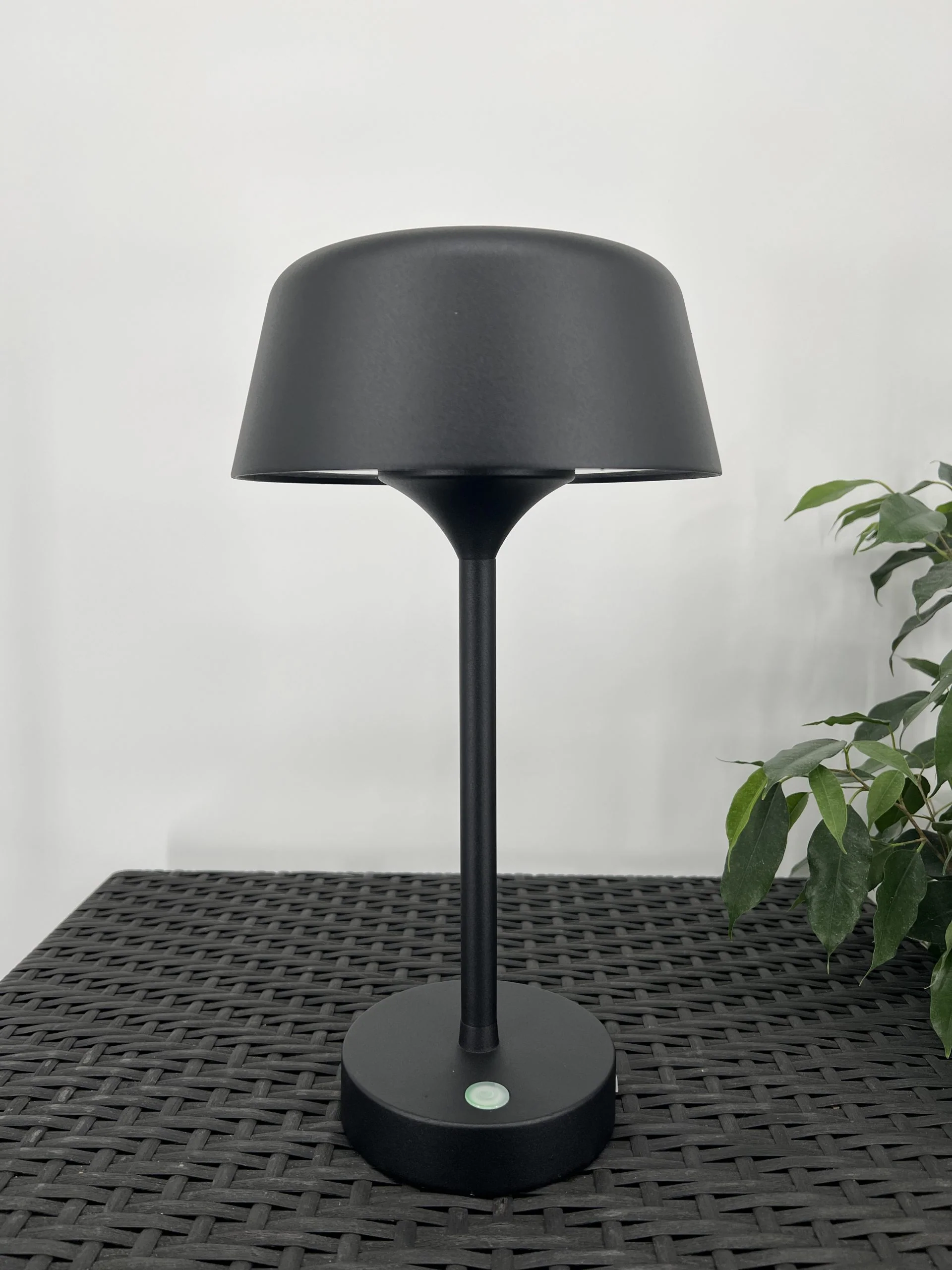 Lampada  Solare da Tavolo Nera - Image 4